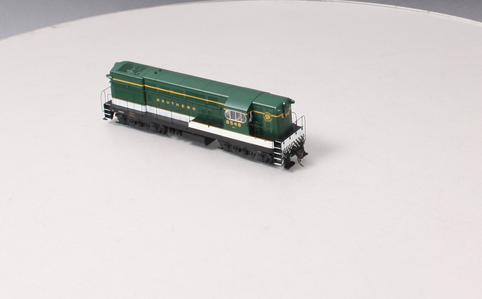 Atlas 10003548 HO Southern FM H16-44 Pwrd Diesel Locomotive #6548 DCC & Sound