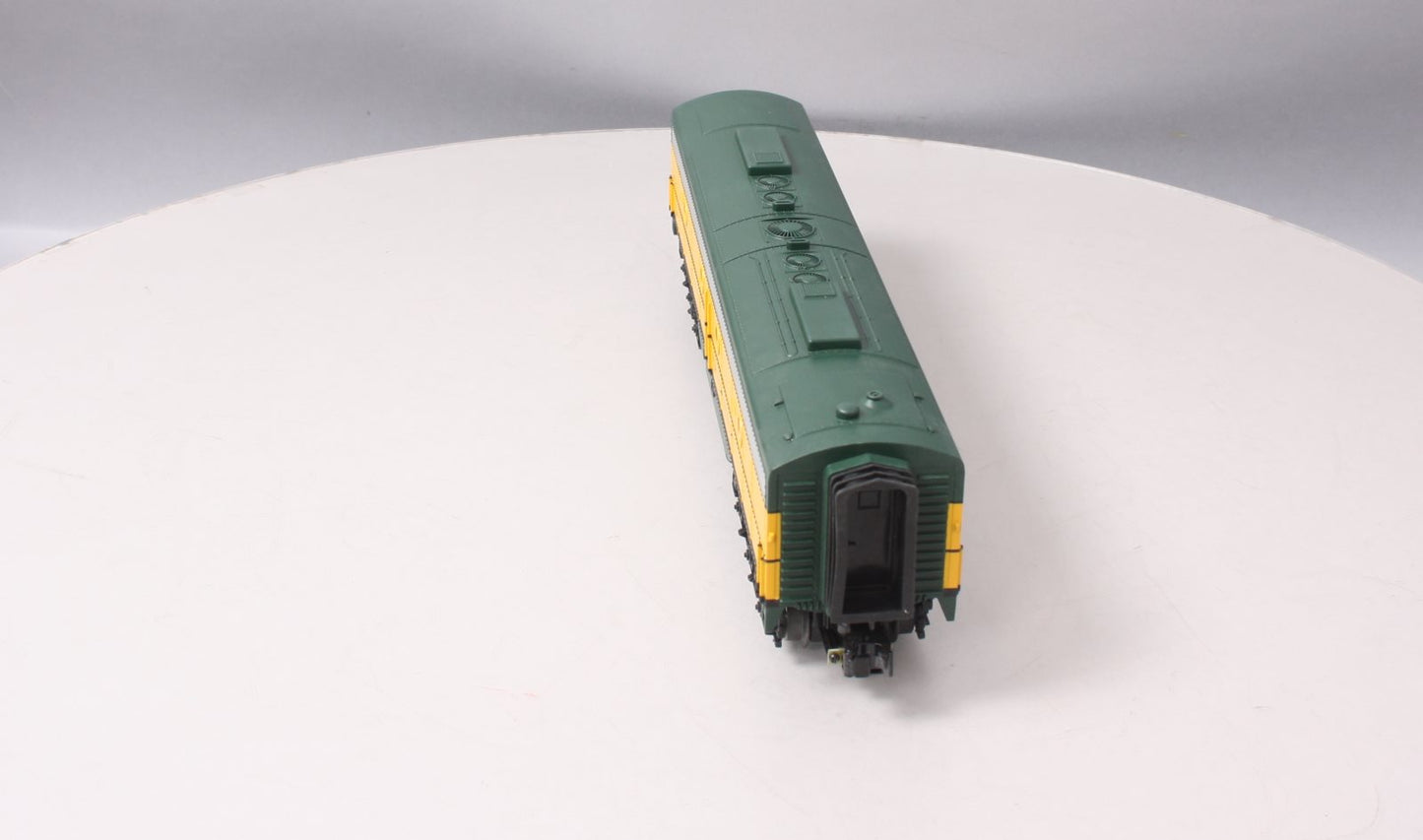 MTH 30-20178-3 Chicago NorthWestern E-8 B-Unit Non-Powered Diesel Engine