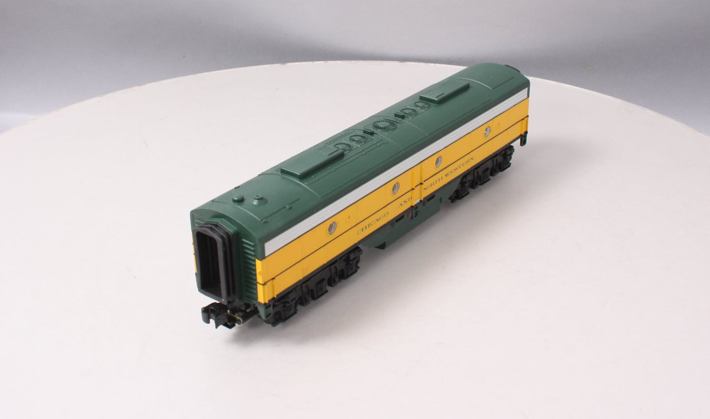 MTH 30-20178-3 Chicago NorthWestern E-8 B-Unit Non-Powered Diesel Engine