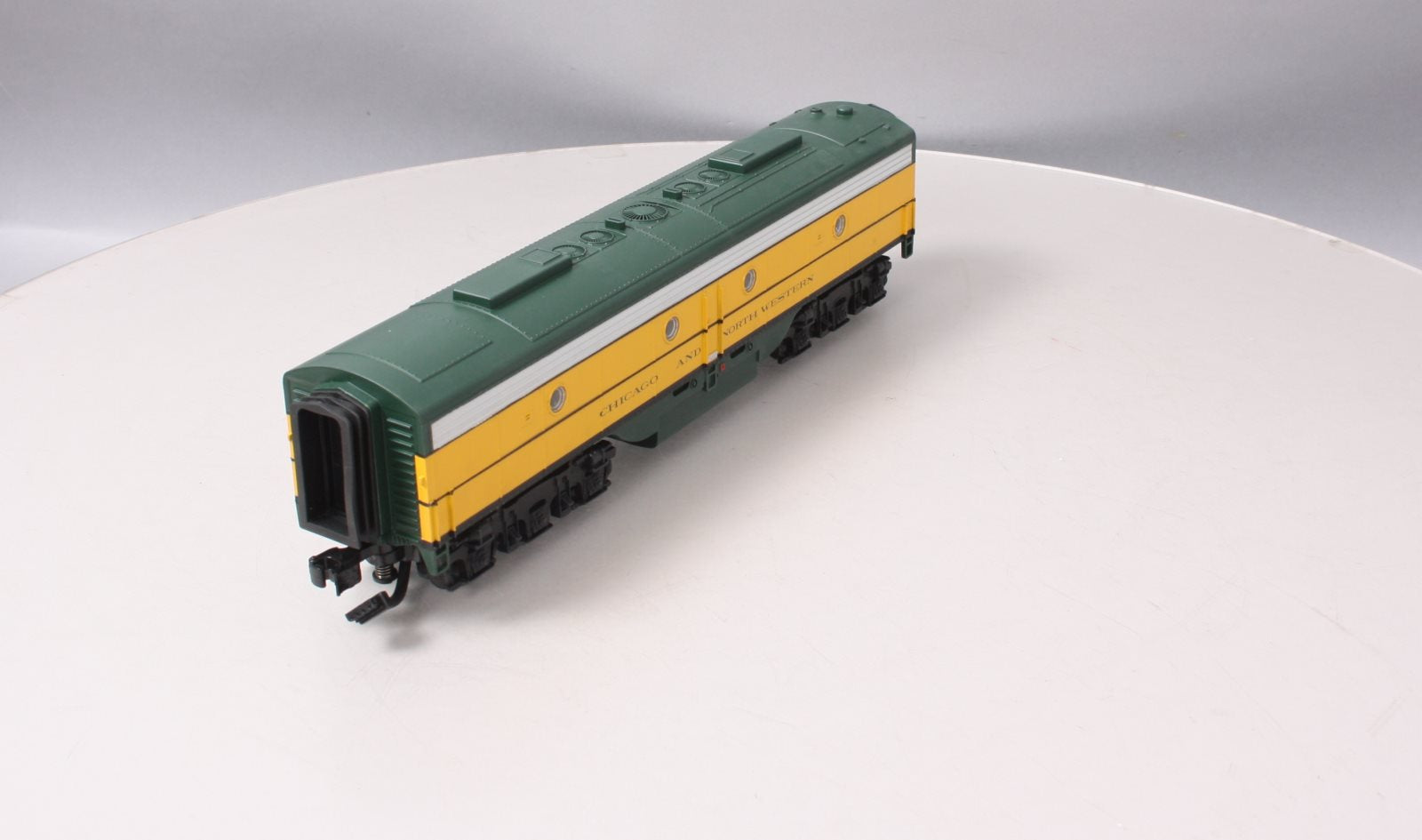 MTH 30-20178-3 Chicago NorthWestern E-8 B-Unit Non-Powered Diesel Engine