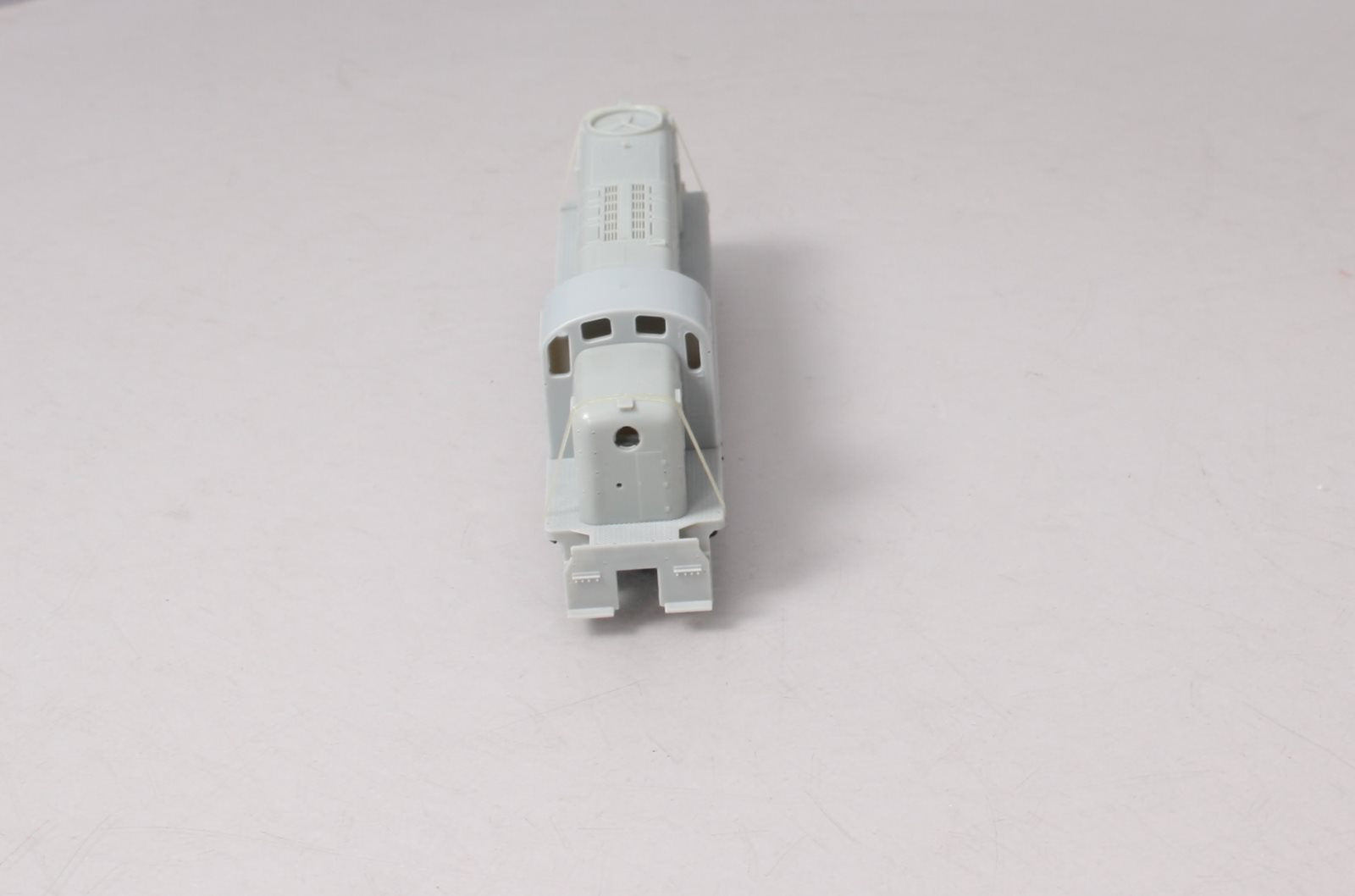 Athearn 94000 HO Scale Undecorated RS-3 Diesel Locomotive