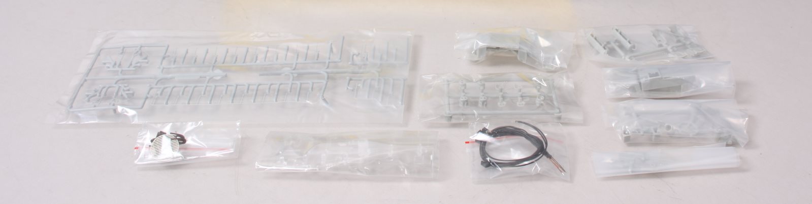 Athearn 94000 HO Scale Undecorated RS-3 Diesel Locomotive