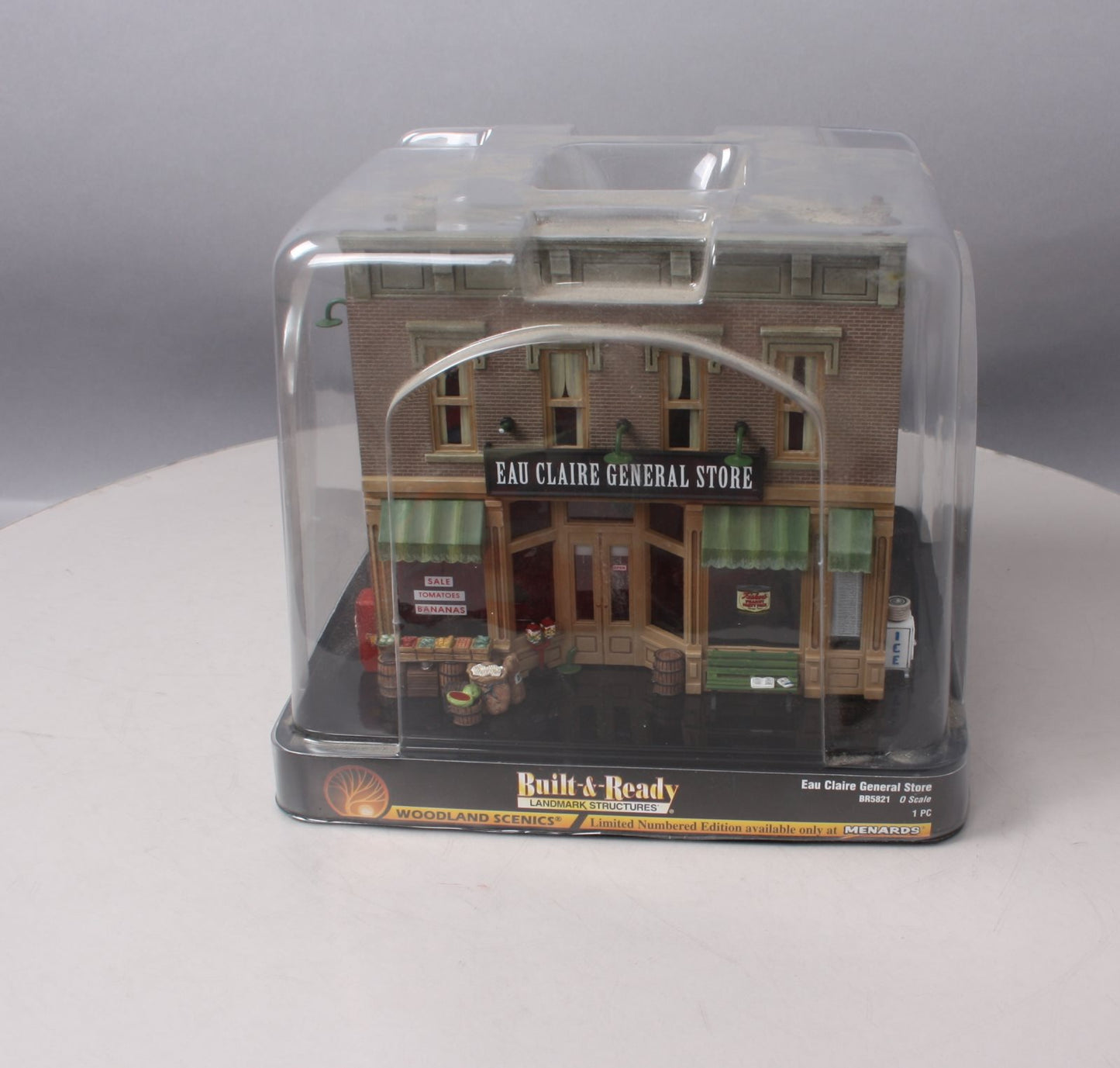 Menards Woodland Scenics BR5821 O Scale Eau Claire General Store MT/Box