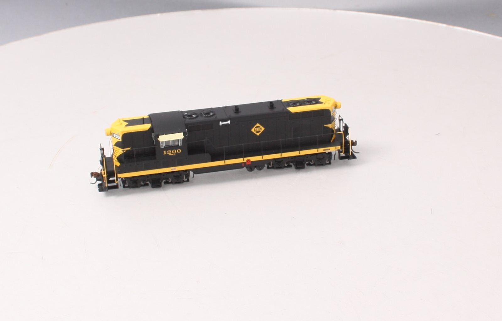 Athearn G62571 HO Scale Erie Lackwanna GP-7 Powered Diesel Locomotive #1200