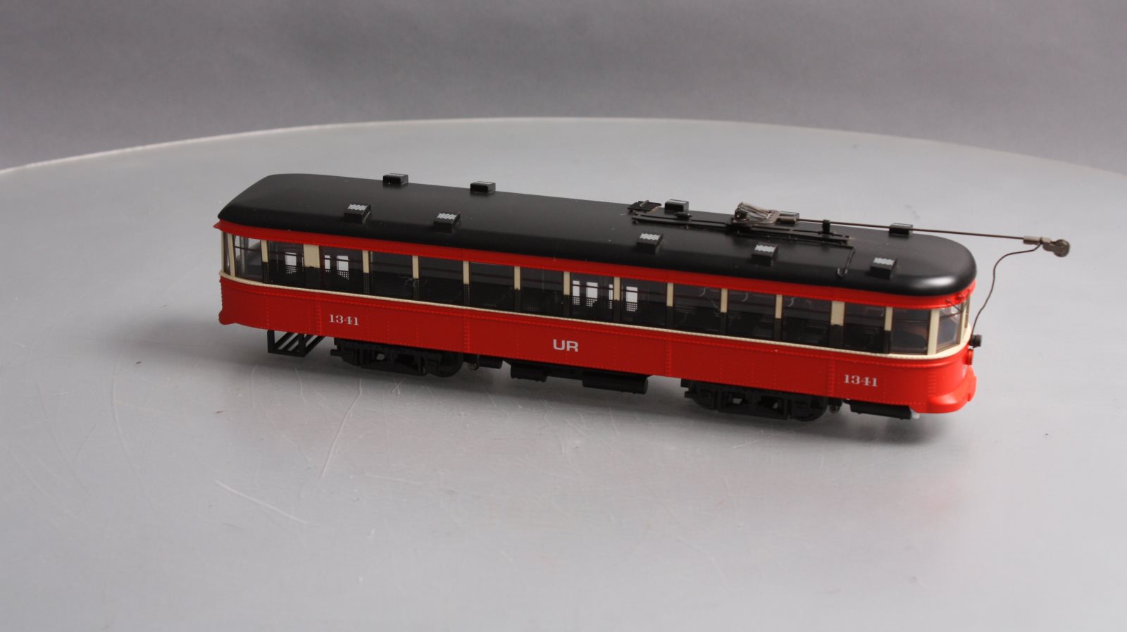 Williams 23906 O Gauge St. Louis Powered Peter Witt Street Car
