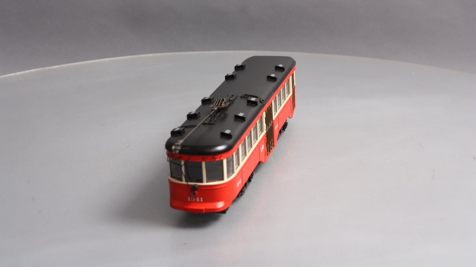 Williams 23906 O Gauge St. Louis Powered Peter Witt Street Car #1341