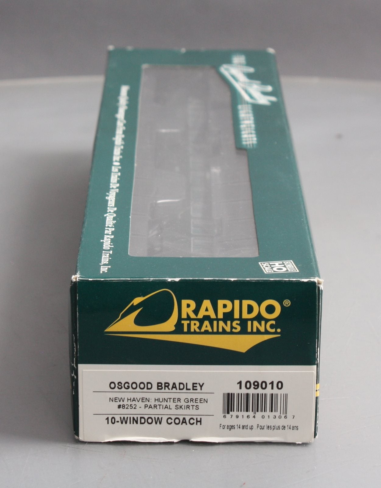 Rapido Trains 109010 HO New Haven 10-Window Coach Phase II #8252 MT/Box