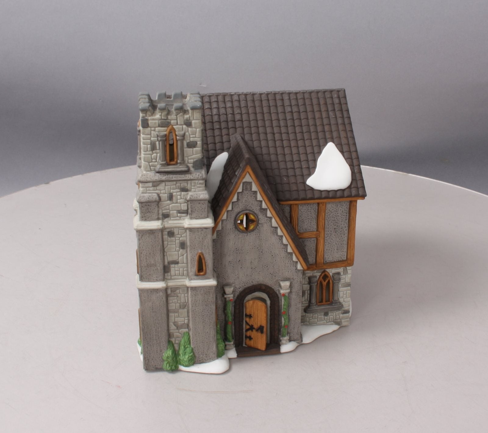 Dept 56 5821-1 Dickens Village Series Whittlebourne Church LN/Box