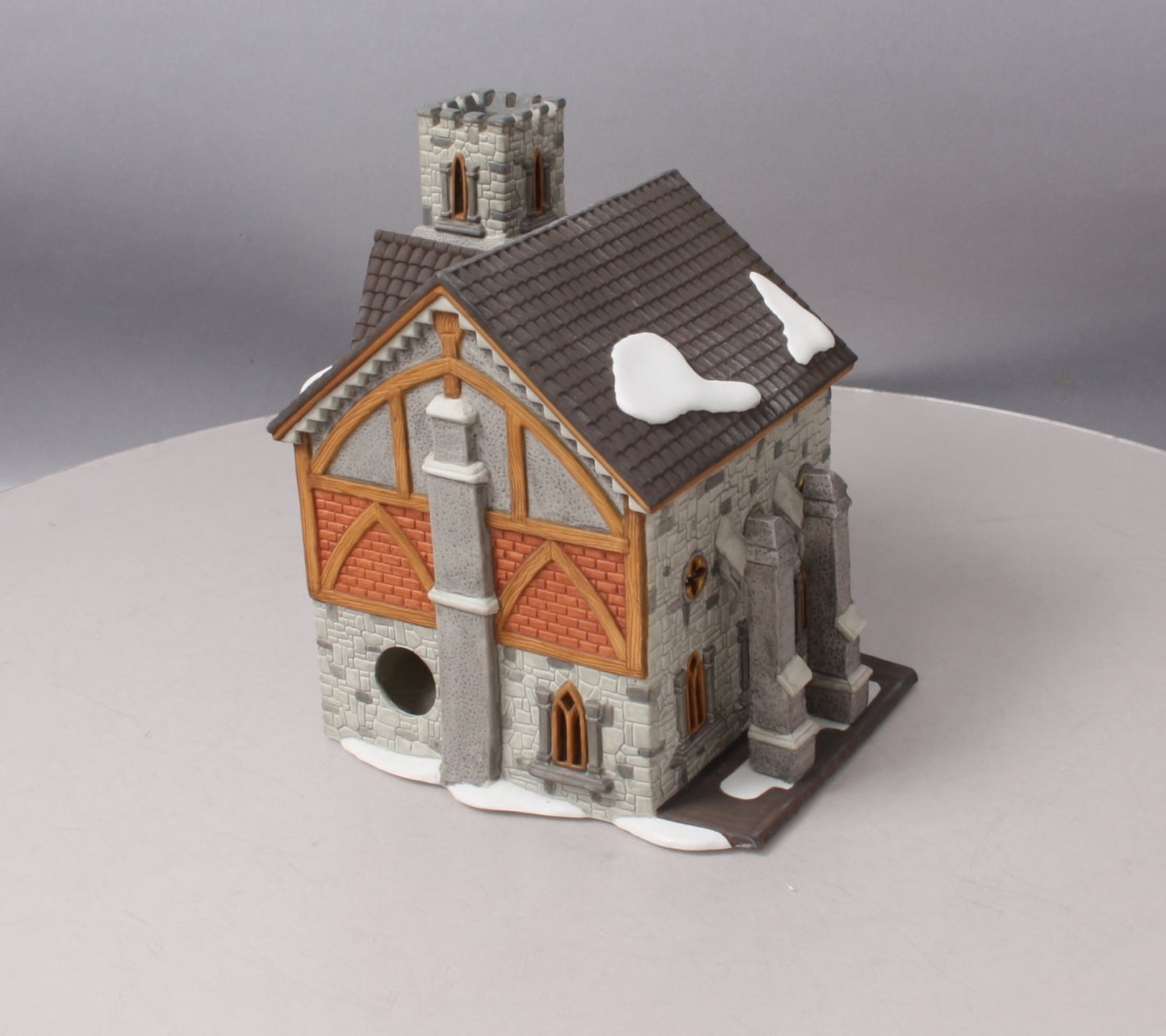 Dept 56 5821-1 Dickens Village Series Whittlebourne Church LN/Box