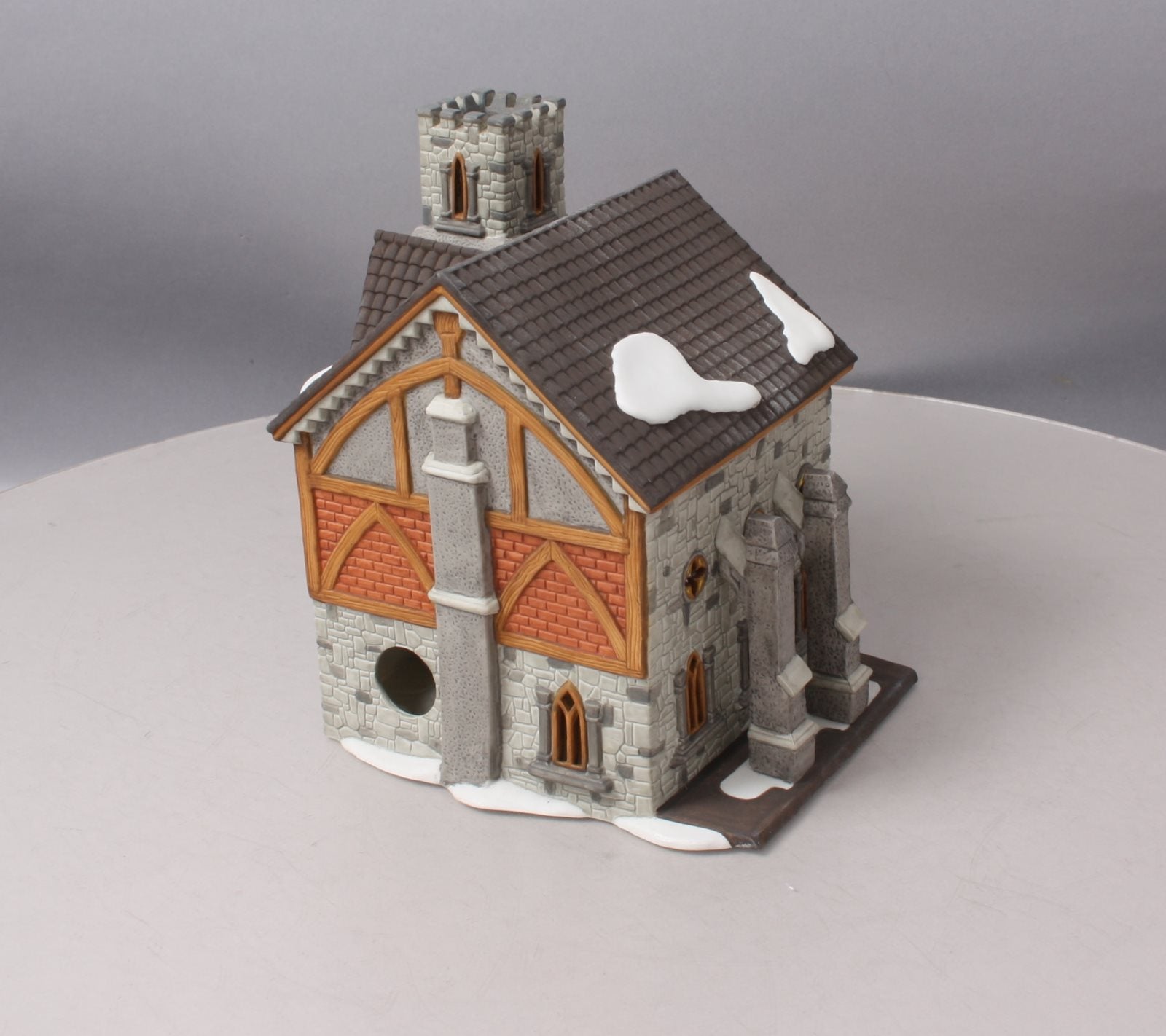 Dept 56 5821-1 Dickens Village Series Whittlebourne Church LN/Box