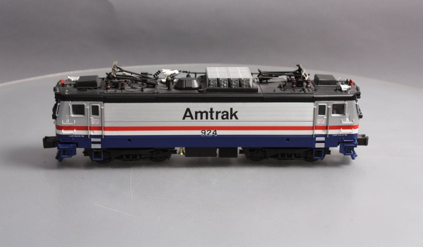 MTH 20-5505-1 O Gauge Amtrak AEM-7 Electric Locomotive w/P.S 1 #924 EX/Box