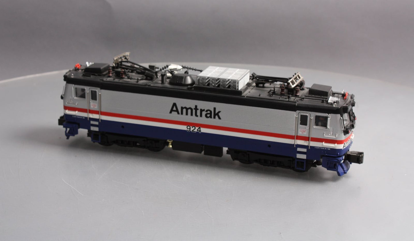 MTH 20-5505-1 O Gauge Amtrak AEM-7 Electric Locomotive w/P.S 1 #924 EX/Box