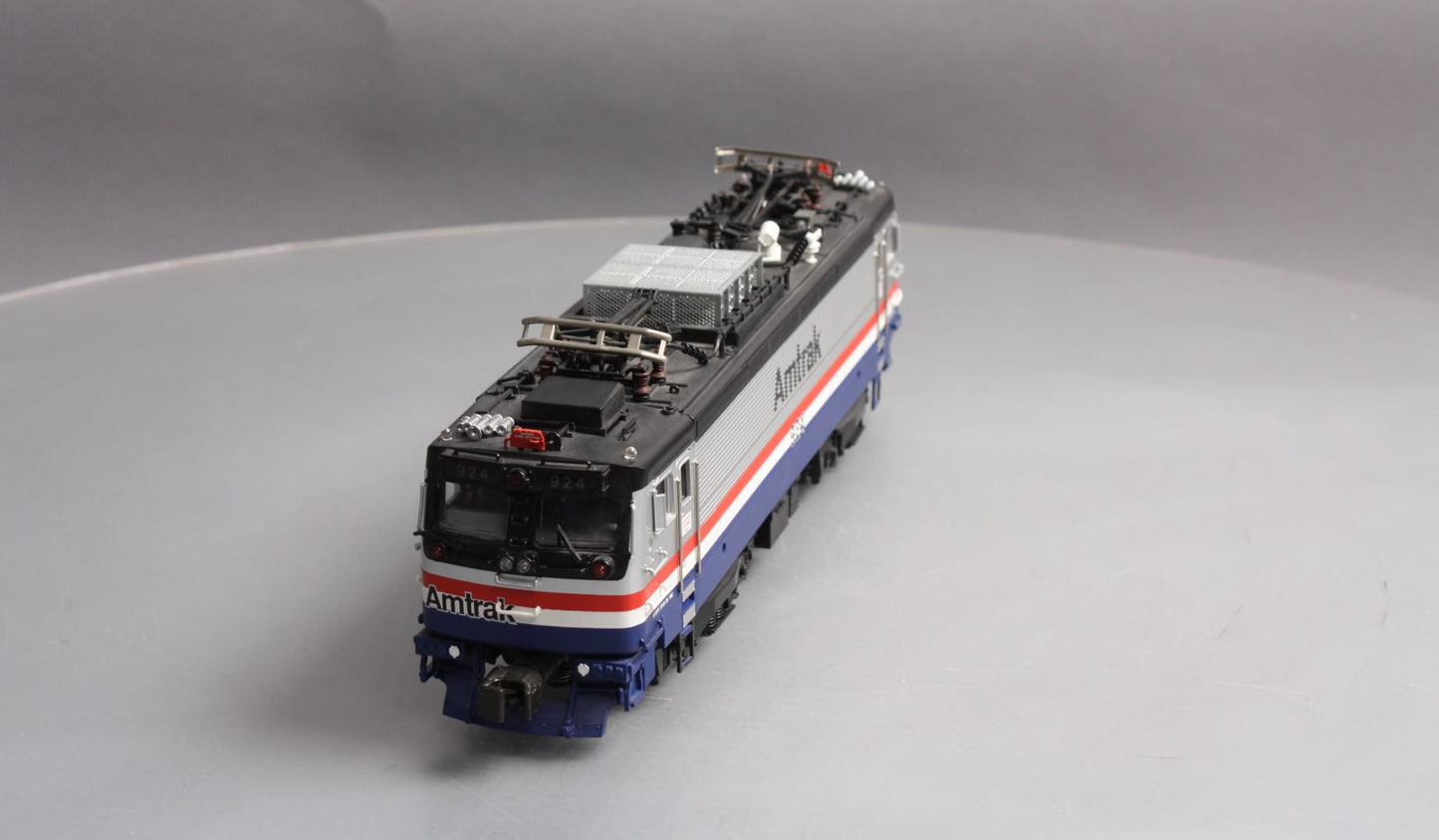 MTH 20-5505-1 O Gauge Amtrak AEM-7 Electric Locomotive w/P.S 1 #924 EX/Box