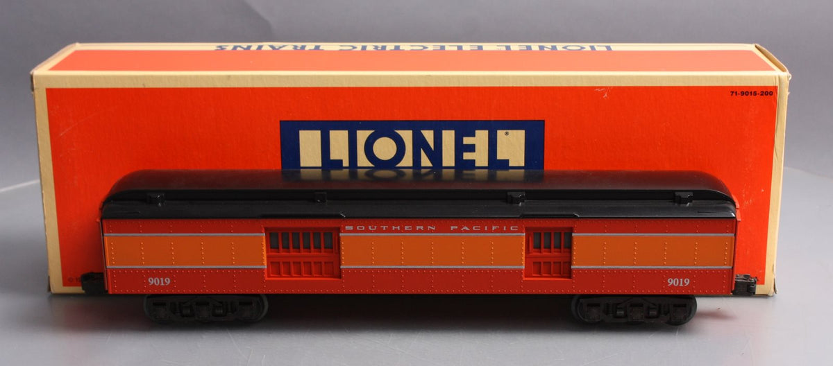 Lionel 6-19019 O Gauge Southern Pacific Madison Heavyweight Baggage Car LN/Box