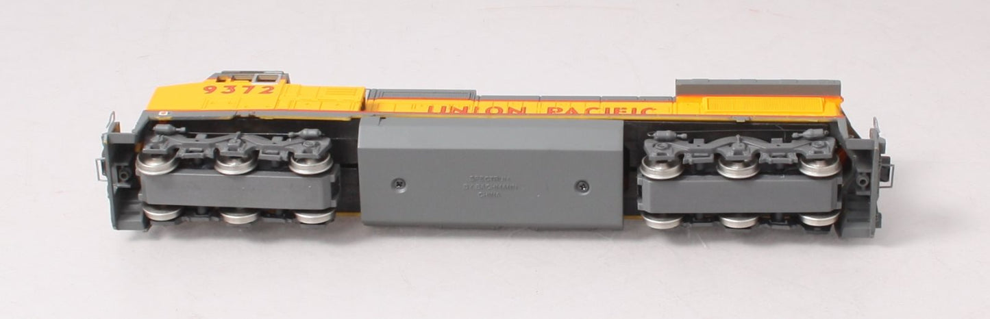 Bachmann 86002 HO Union Pacific GE DASH 8-40CW Wide Cab Diesel Locomotive #9372