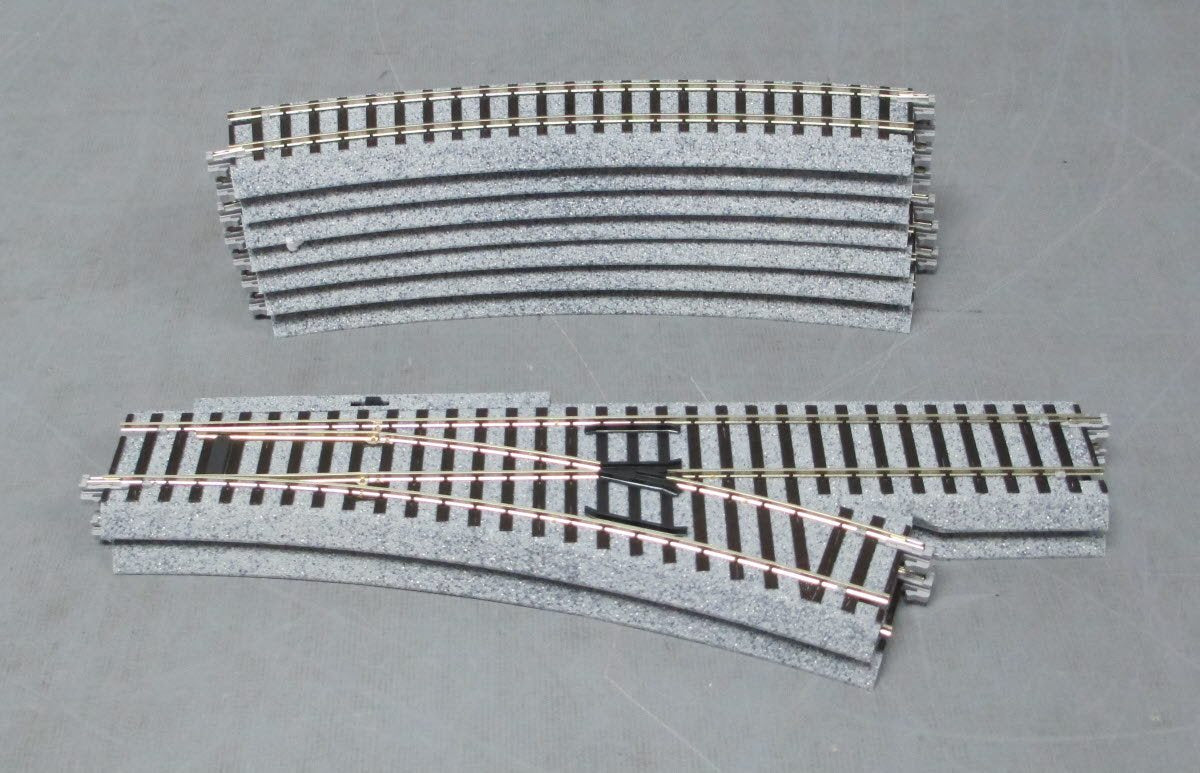 Kato 3-103 HO 4' x 8' Unitrack Track Expander Set LN/Box