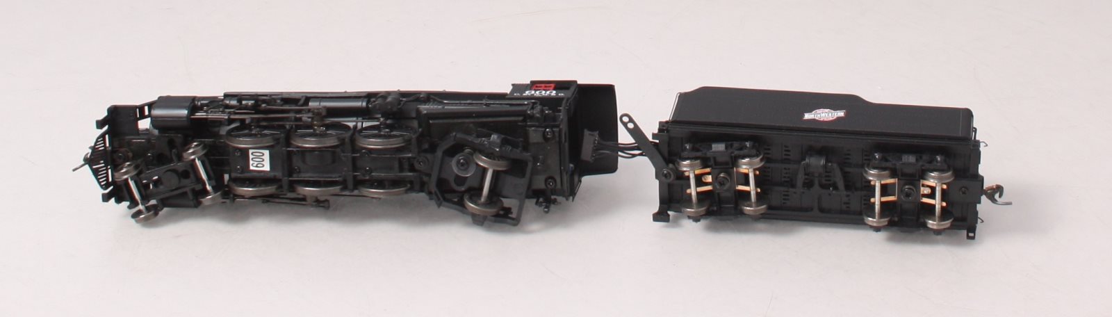 Broadway Limited 4604 HO Chicago & North Western USRA Heavy Pacific 4-6-2 #600