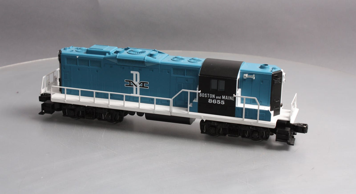 Lionel 6-8655 O Gauge Boston & Maine GP-9 Non-Powered Dummy Diesel Locomotive NIB