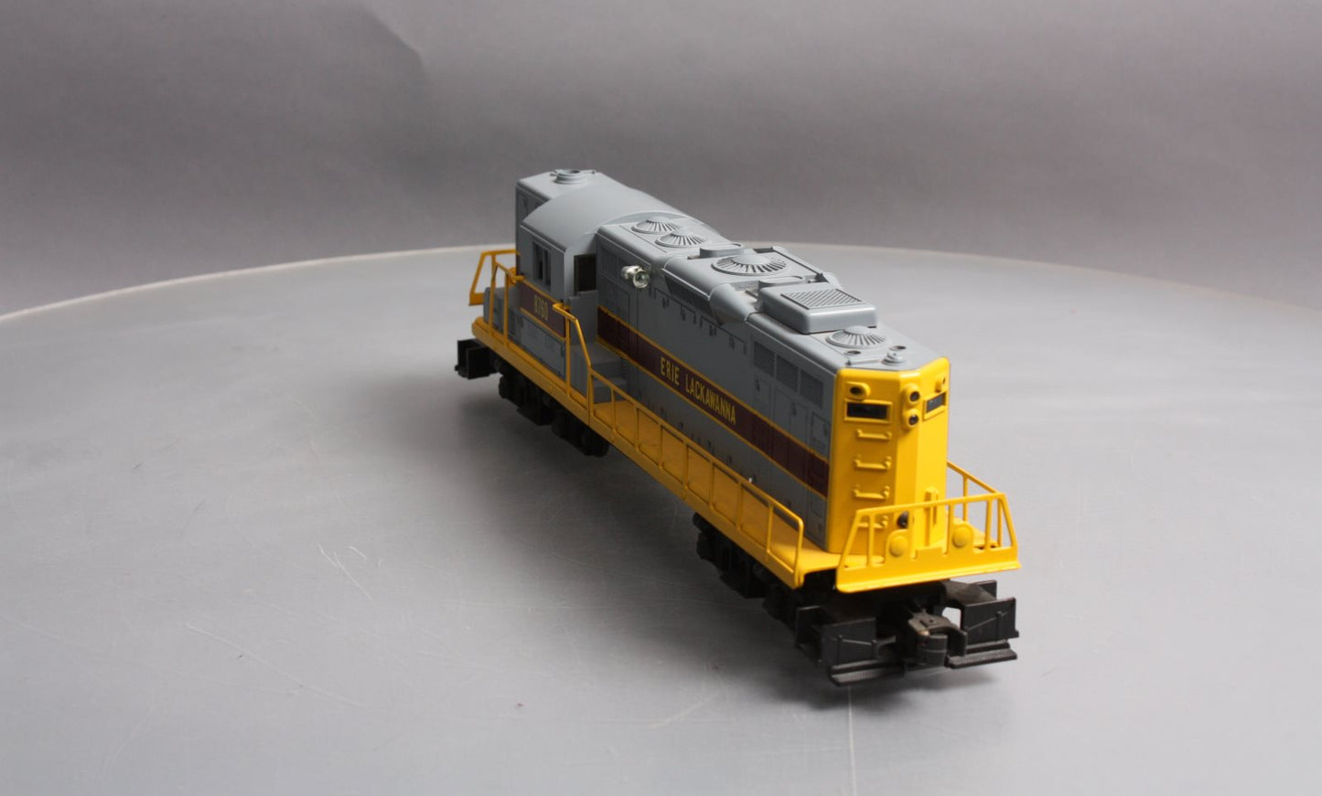 Lionel 6-8760 Erie Lackawana GP-9 Dummy Diesel Locomotive #8760 LN/Box