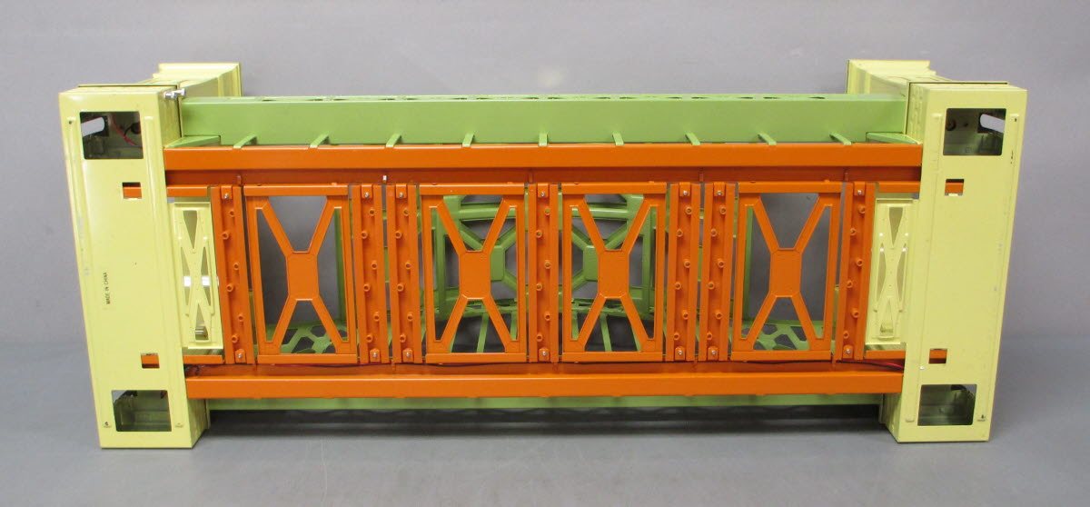 Lionel 6-32904 O Gauge Green & Cream Tinplate Hellgate Bridge #305 LN/Box