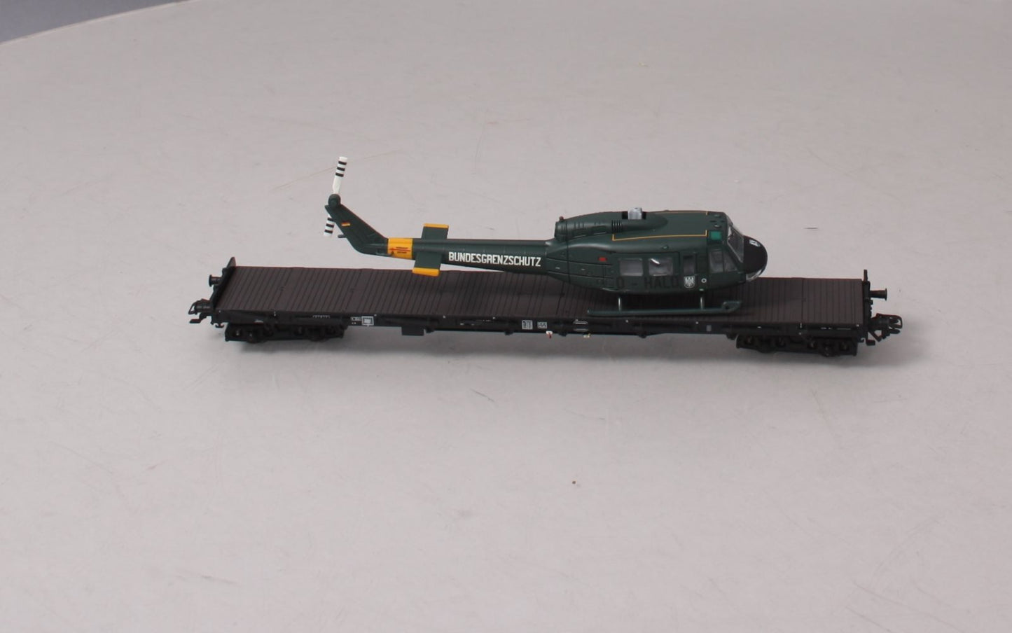 Marklin 47019 HO Scale 4MFOR Rs Flat w/ Helicopter LN/Box