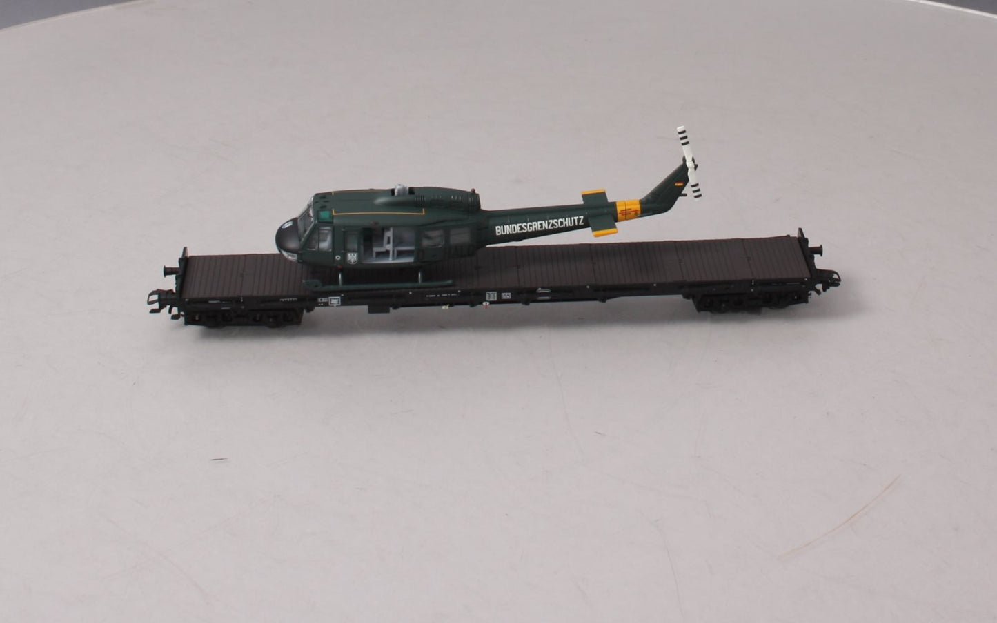 Marklin 47019 HO Scale 4MFOR Rs Flat w/ Helicopter LN/Box