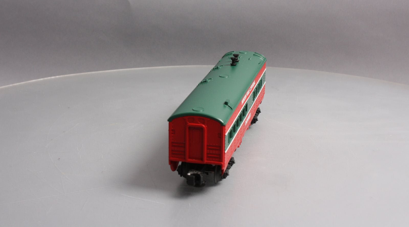 Lionel 6-35135 O Gauge North Pole Central 