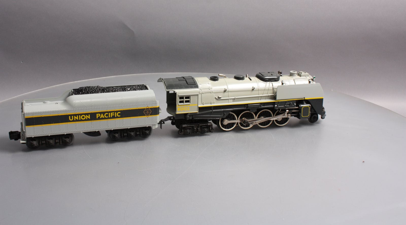 Lionel 6-8002 O Union Pacific Berkshire 2-8-4 Steam Locomotive & Tender #8002 EX/Box