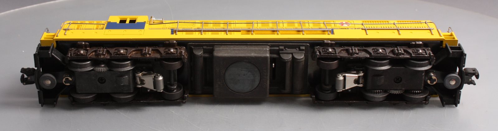 Lionel 6-8950 O Gauge Virginian FM Trainmaster Diesel Locomotive NIB