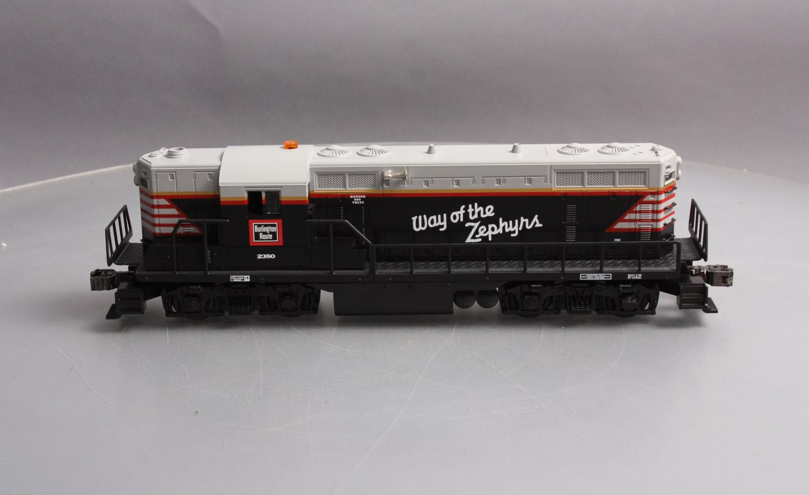 Lionel 6-18569 O Burlington Way of the Zephyrs GP-9 Diesel Locomotive #2380 EX/Box