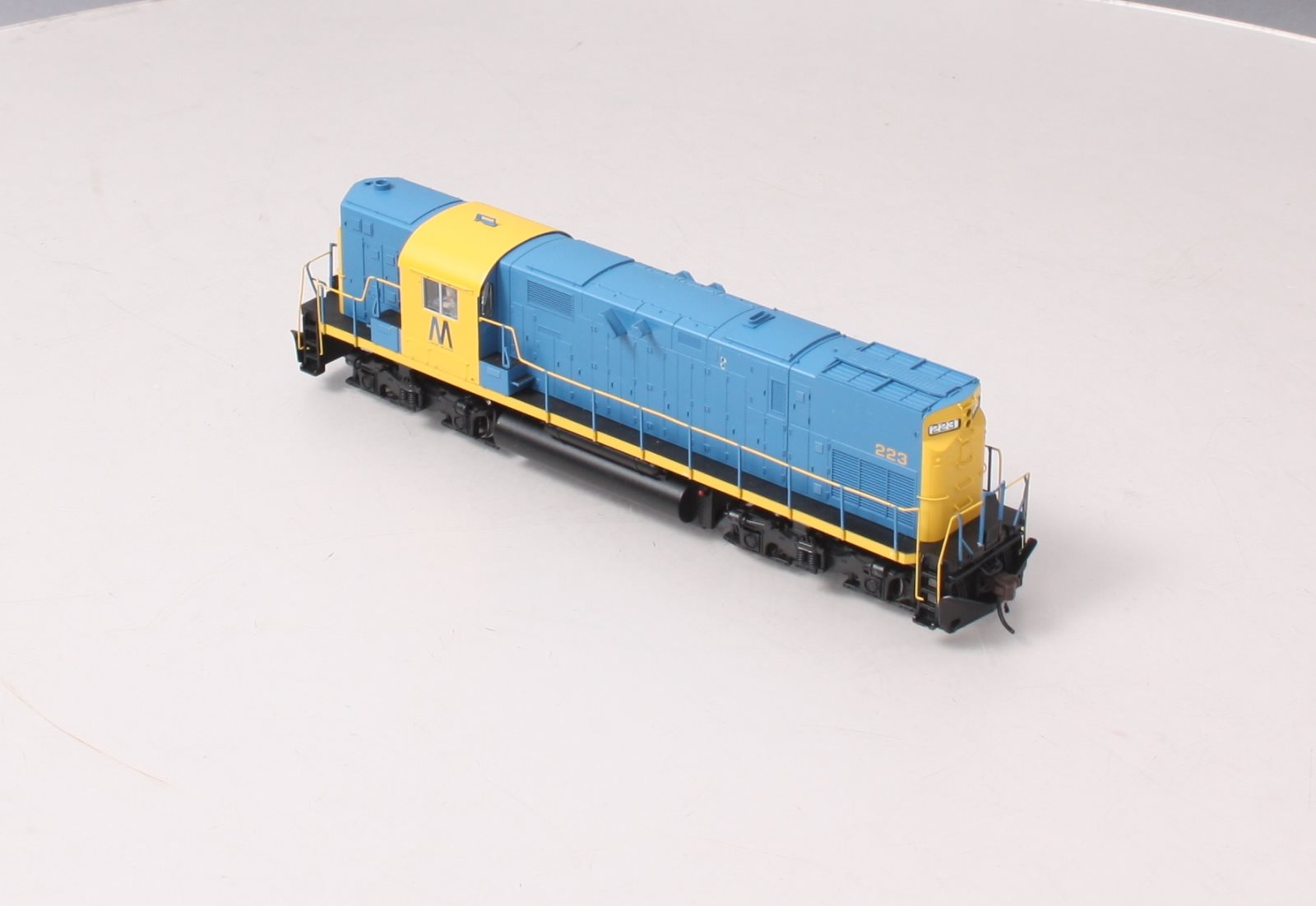 Atlas 10002978 HO Long Island C420 Phase 1 Diesel Locomotive Sound/DCC #223