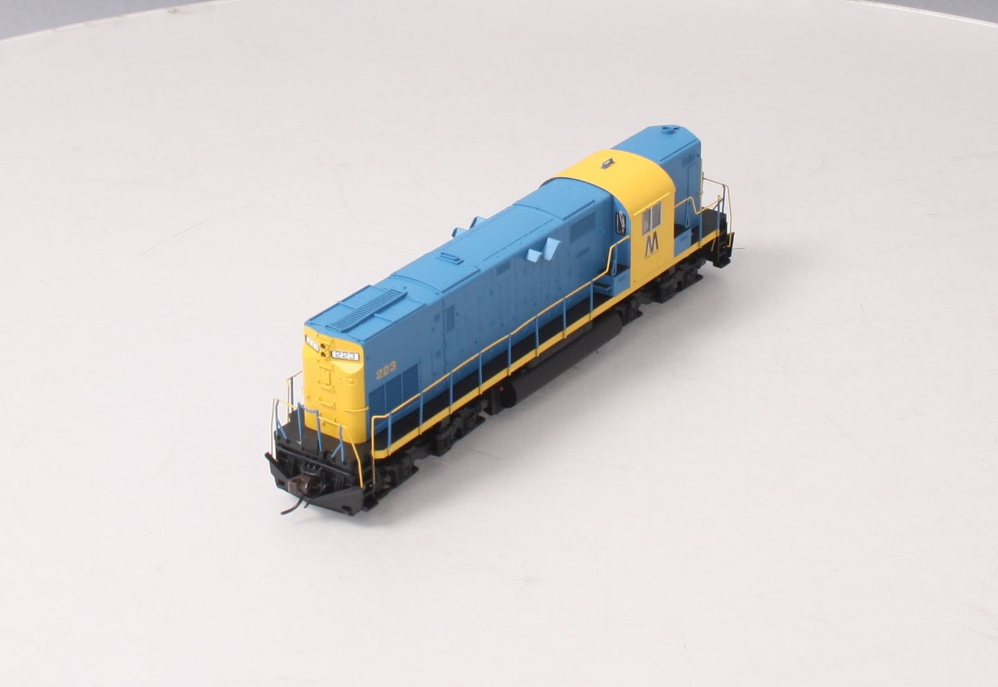 Atlas 10002978 HO Long Island C420 Phase 1 Diesel Locomotive Sound/DCC #223