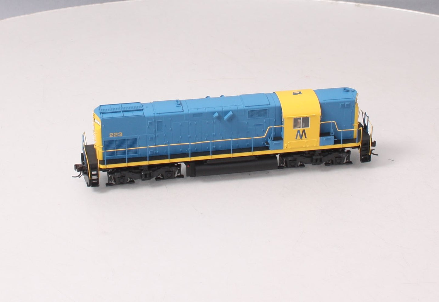Atlas 10002978 HO Long Island C420 Phase 1 Diesel Locomotive Sound/DCC #223