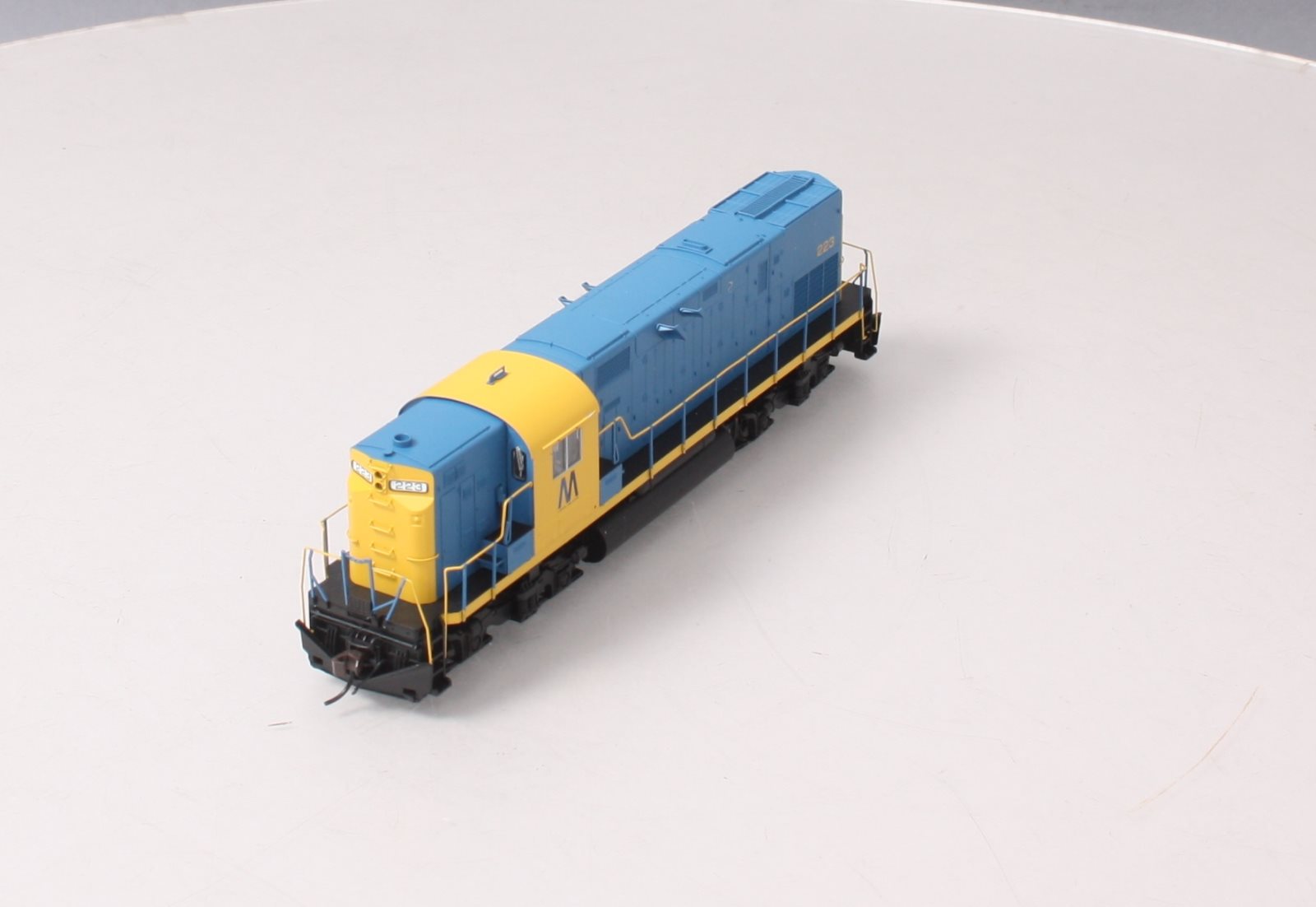 Atlas 10002978 HO Long Island C420 Phase 1 Diesel Locomotive Sound/DCC #223