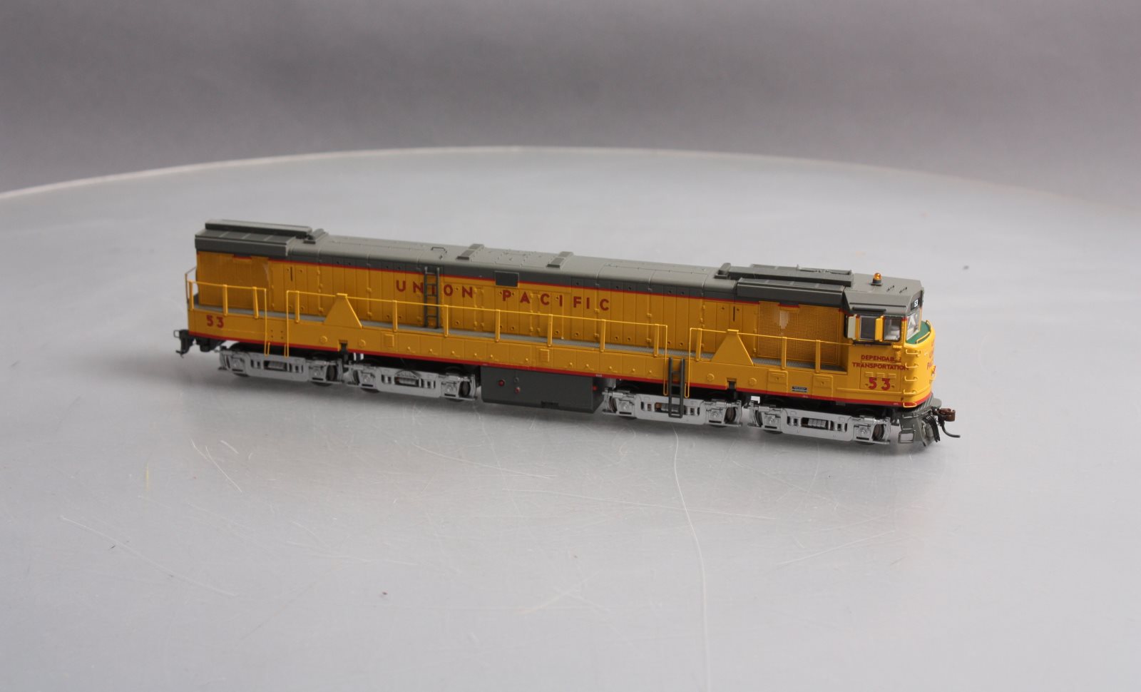 Athearn 88677 HO Scale Union Pacific GE U50 Diesel Locomotive #53