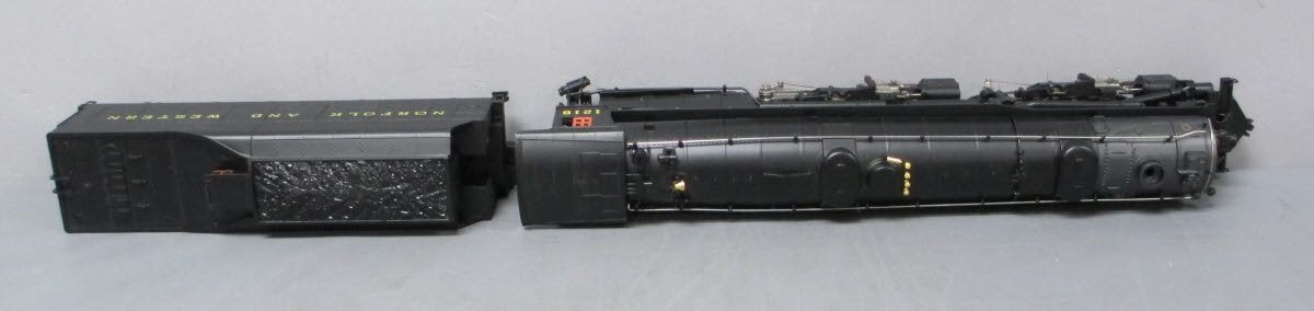 Lionel 6-28052 O Gauge N&W Class A Articulated 2-6-6-4 Steam Loco & Tender #1218 LN/Box