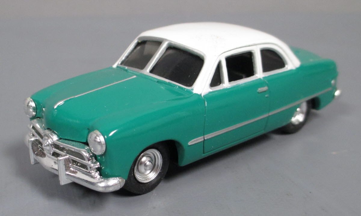 MTH 30-9104 O Scale Speedy Operating Animated Car Wash LN/Box