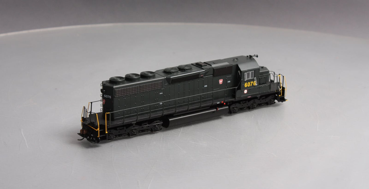 Athearn 88611 HO PRR/Dark Green RTR SD40 Diesel Locomotive w/DCC & Sound #6076