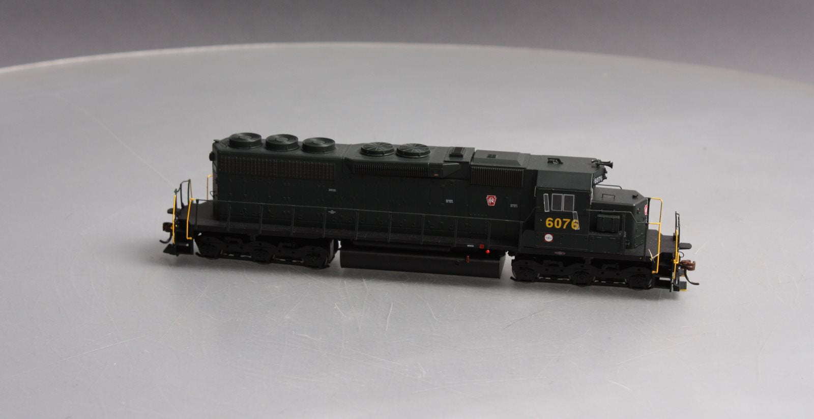 Athearn 88611 HO PRR/Dark Green RTR SD40 Diesel Locomotive w/DCC & Sound #6076