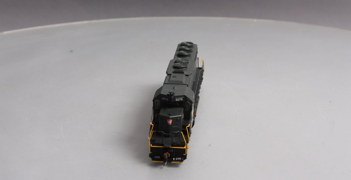 Athearn 88611 HO PRR/Dark Green RTR SD40 Diesel Locomotive w/DCC & Sound #6076
