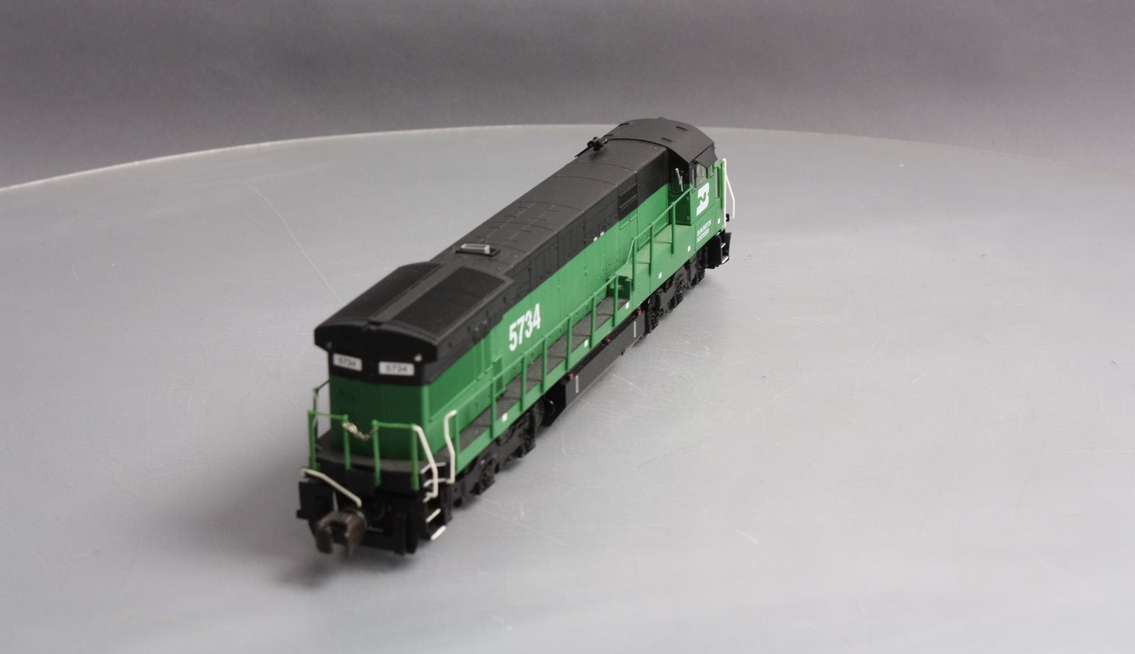 American Flyer 6-48158 S Burlington Northern Legacy U33C Diesel Locomotive #5734
