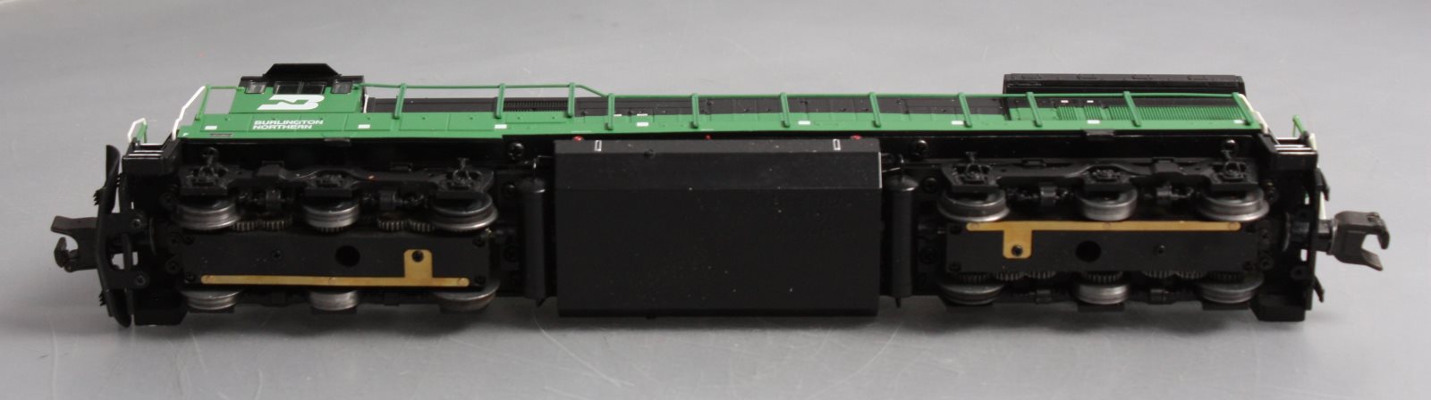 American Flyer 6-48158 S Burlington Northern Legacy U33C Diesel Locomotive #5734