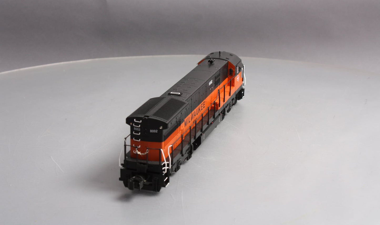 American Flyer 6-48192 S Milwaukee Road Legacy U33C Diesel Locomotive #8002