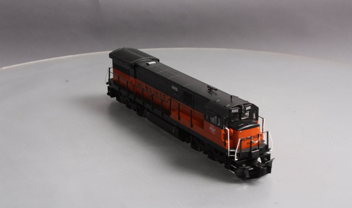 American Flyer 6-48192 S Milwaukee Road Legacy U33C Diesel Locomotive #8002