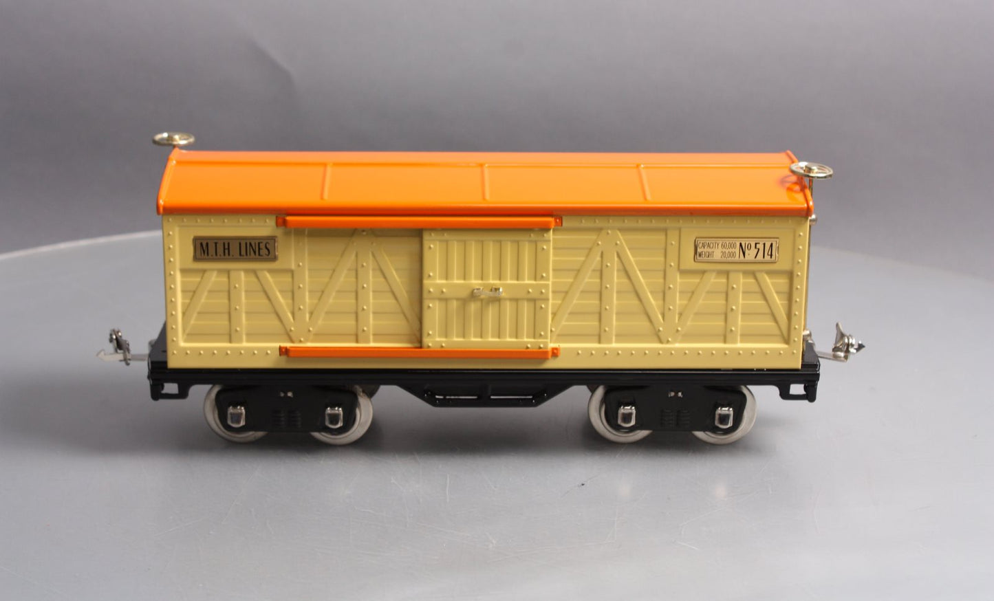 MTH 10-1086 Std. Gauge 500 Series Cream Boxcar #514 with Brass Trim