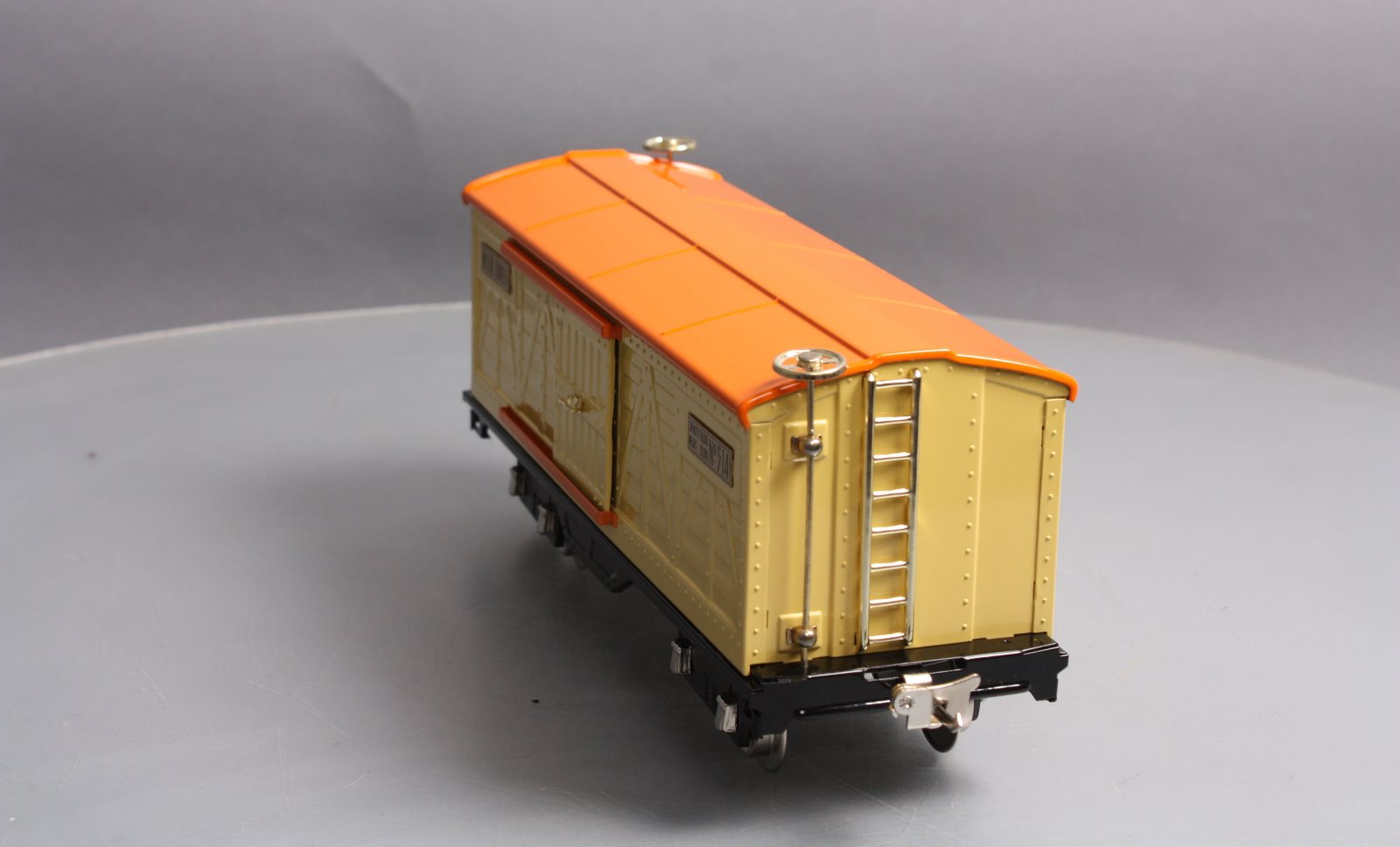 MTH 10-1086 Std. Gauge 500 Series Cream Boxcar #514 with Brass Trim