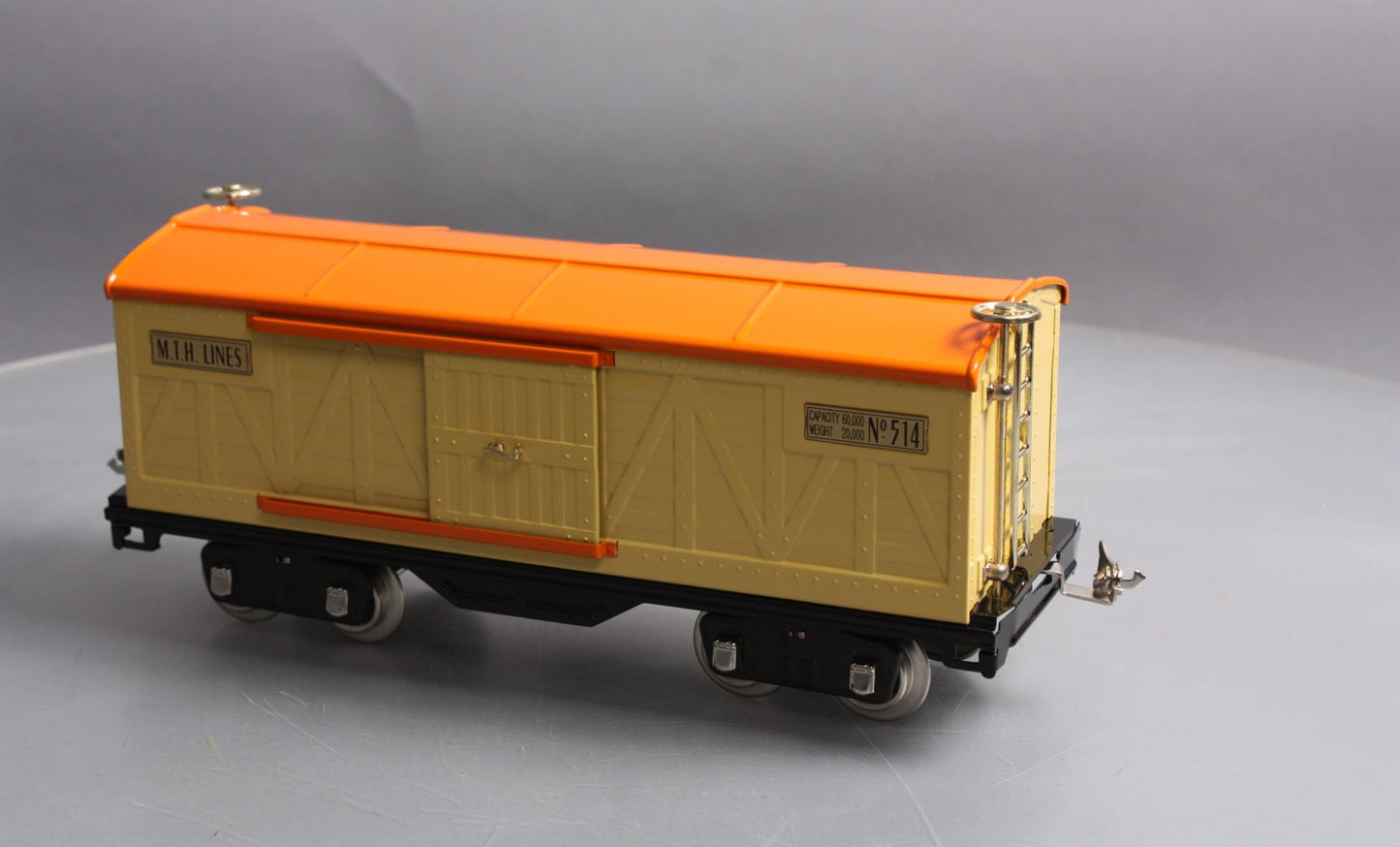 MTH 10-1086 Std. Gauge 500 Series Cream Boxcar #514 with Brass Trim