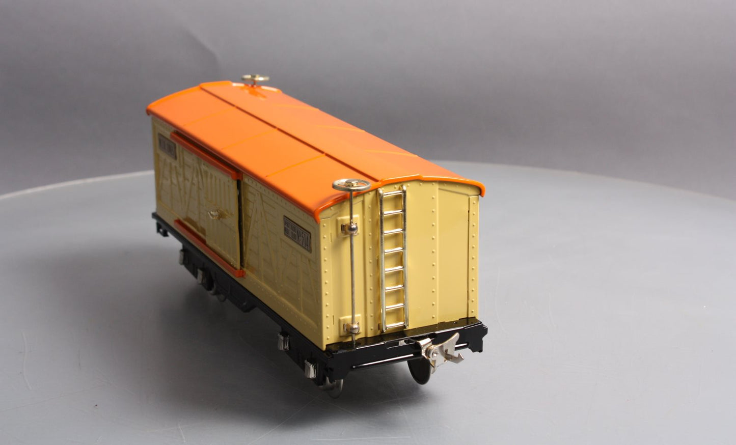 MTH 10-1086 Std. Gauge 500 Series Cream Boxcar #514 with Brass Trim