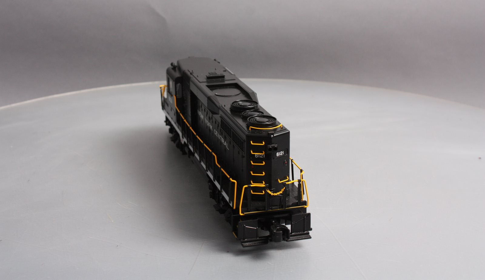 Williams 22901 O New York Central GP30 Diesel Locomotive #6121
