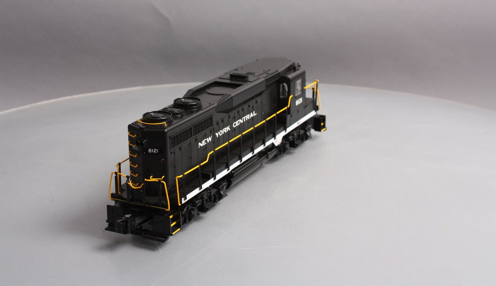 Williams 22901 O New York Central GP30 Diesel Locomotive #6121